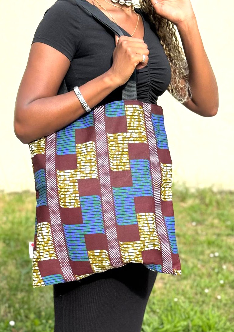 Tote Bag Réversible en Tissu Wax et Uni – Image 2