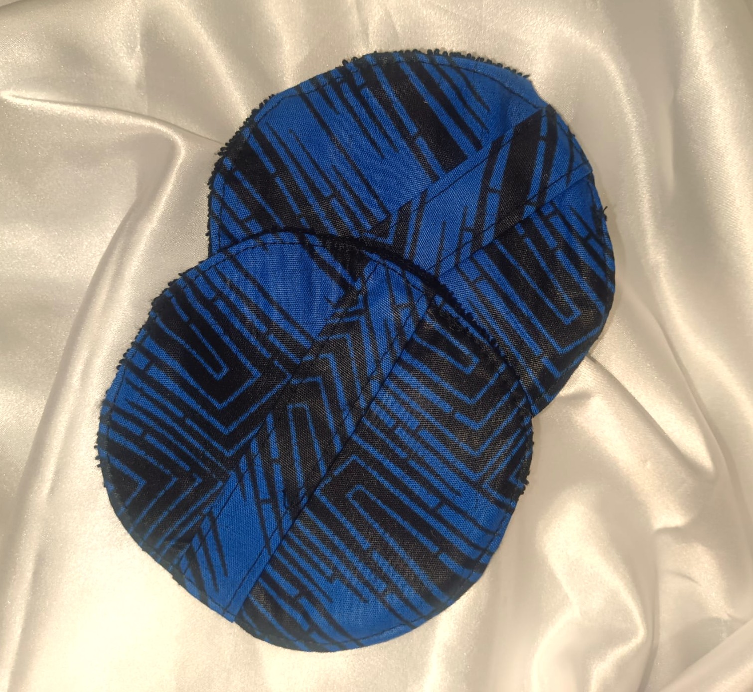 Lingettes Démaquillantes ou de Soin en Tissu Wax et Éponge en Bambou